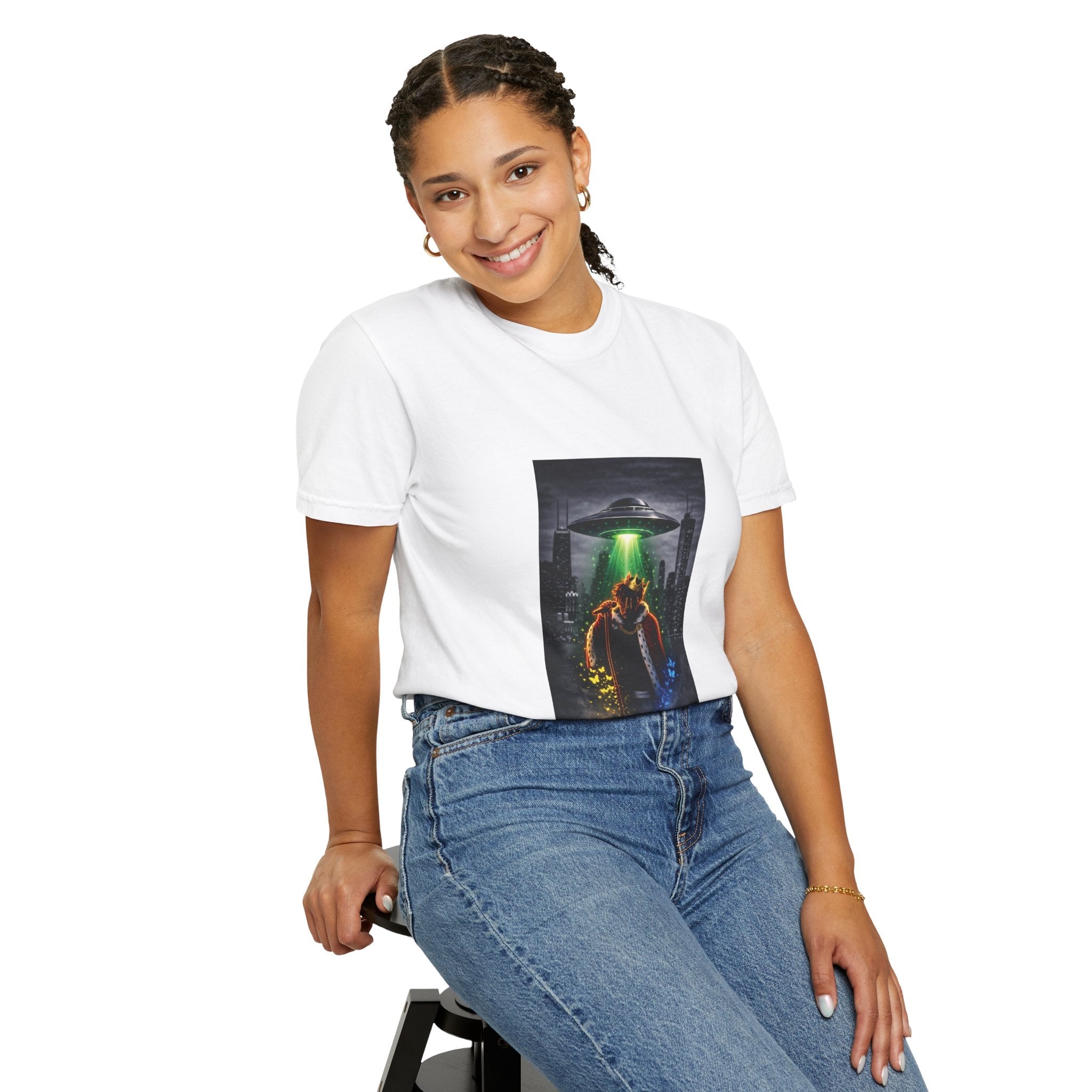 Aliens Kidnaping JuiceWRLD T-Shirt — Neon UFO Chicagon Tee